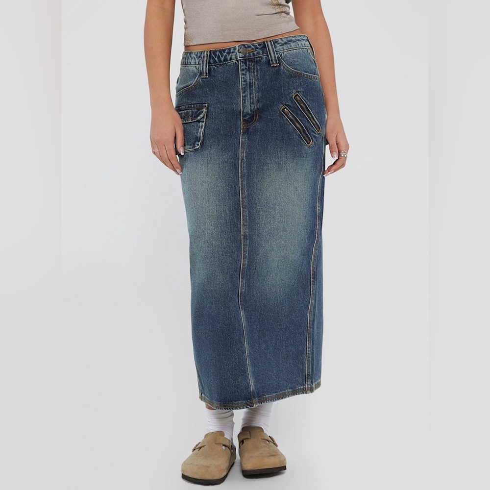 GUESS Originals Cargo Denim Skirt Size 27 Sold Out - Picture 2 of 13